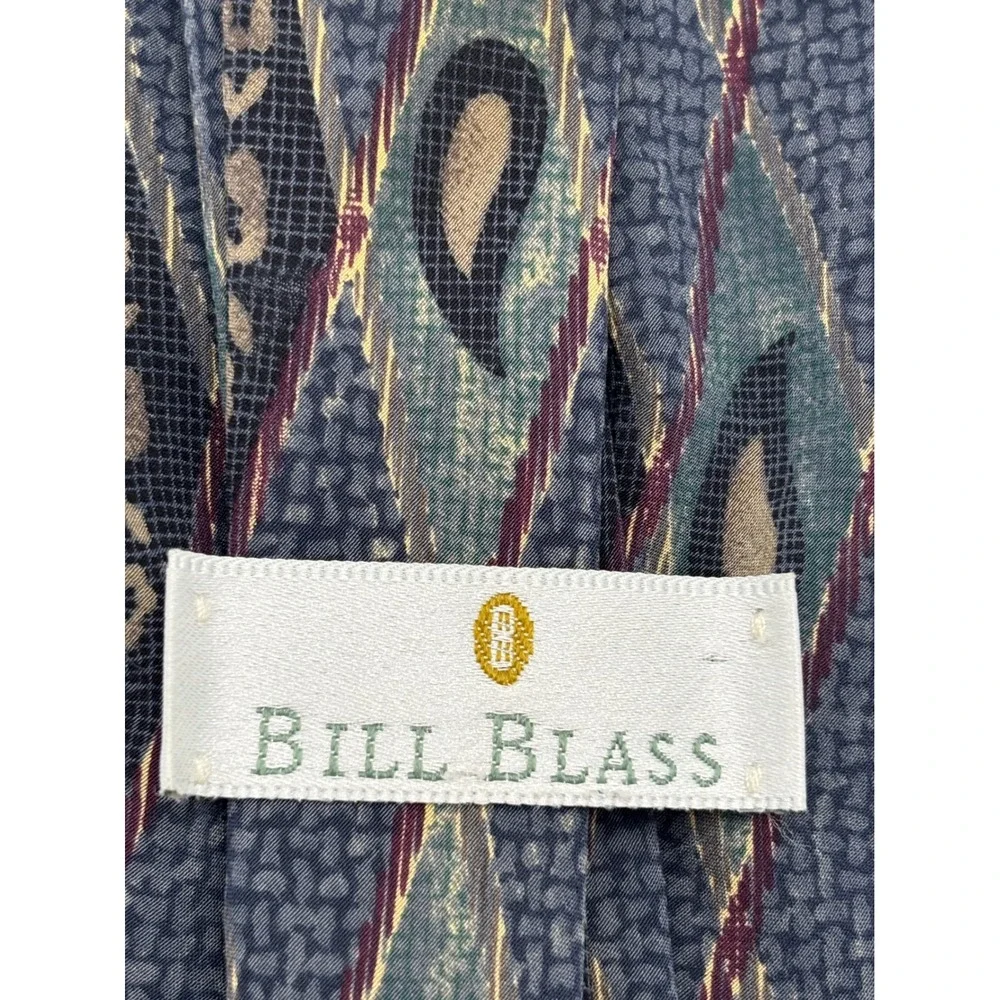 Vintage Bill Blass 100% Silk Necktie Gray Blue Geometric Abstract Paisley
